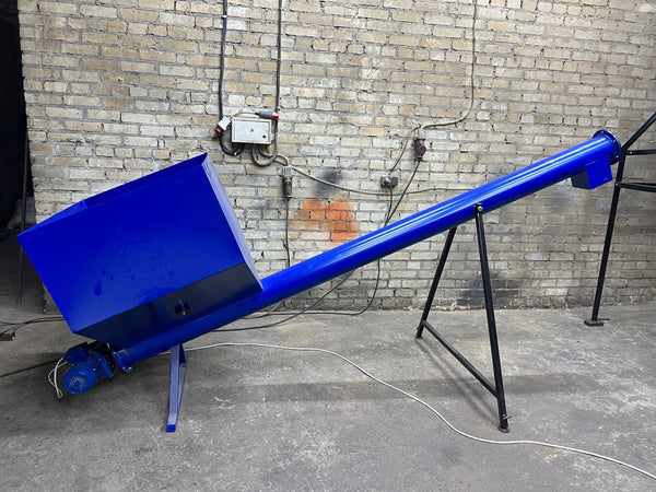 Snec transportor cu cuva TSh 3000